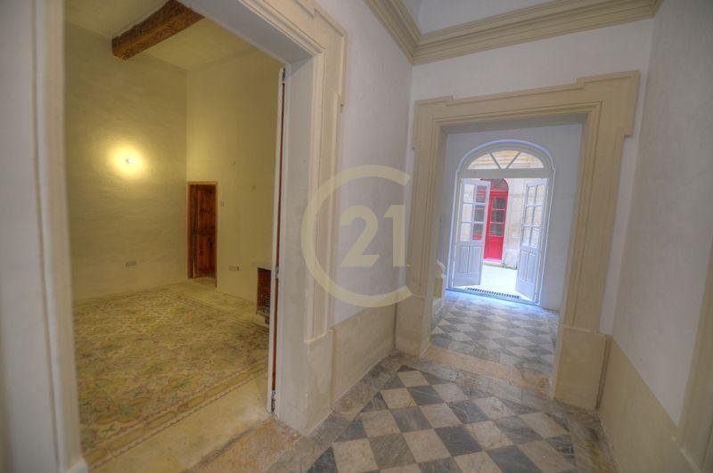 Townhouse in Senglea, Malta 4 - 14875365