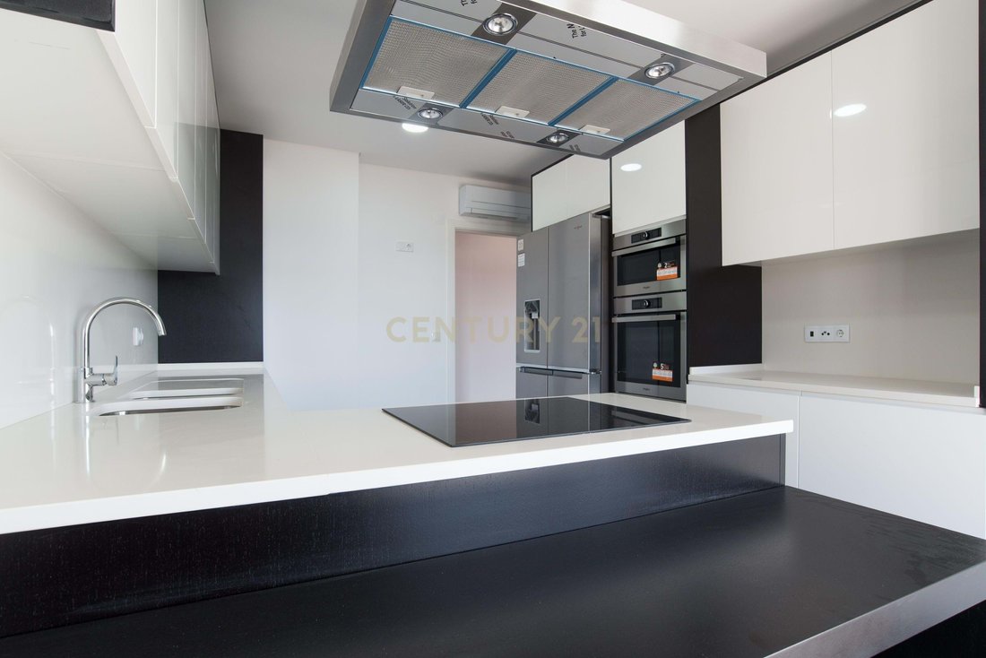 Apartment in Odivelas, Lisbon, Portugal 3 - 14135934