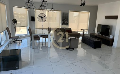 Penthouse in Gzira, Malta 1