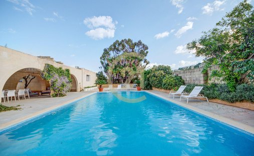 Bungalow in Naxxar, Malta 1
