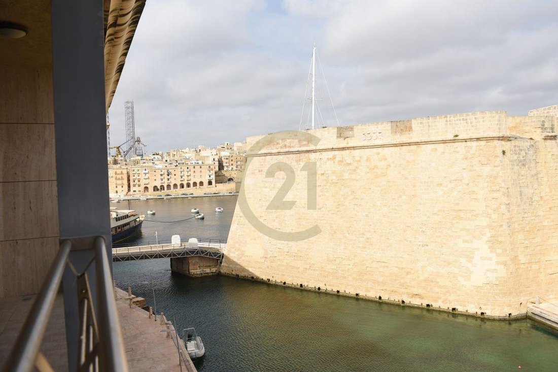 Apartment in Birgu, Malta 3 - 14859960