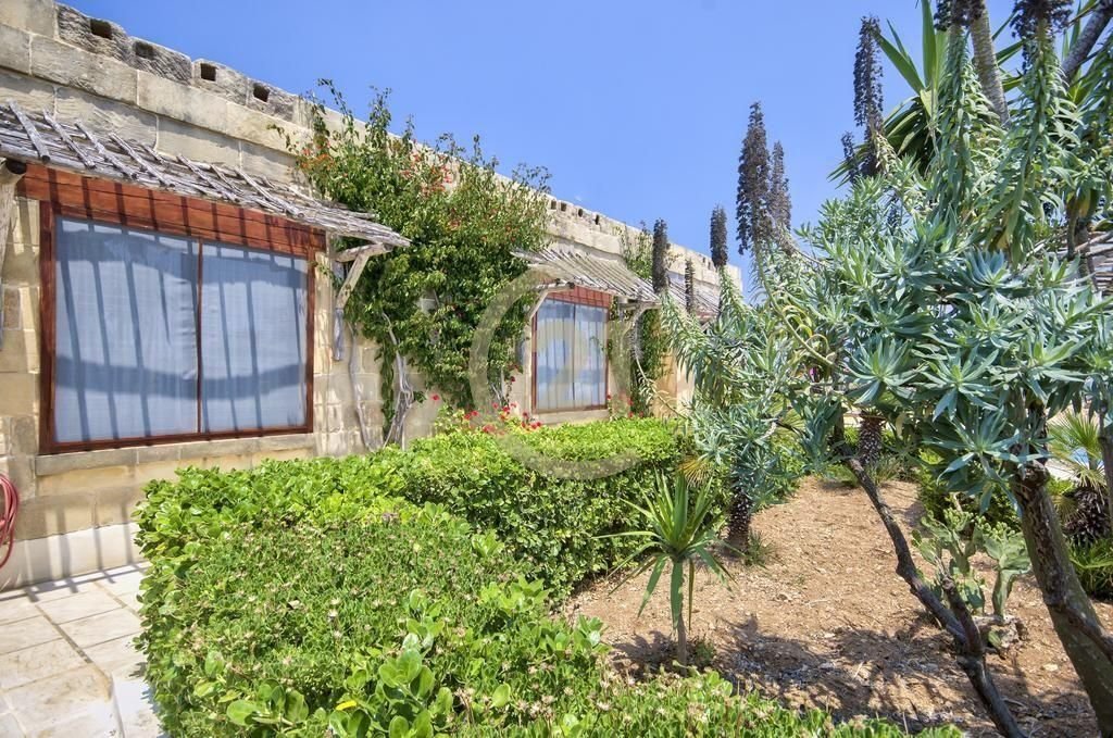 Bungalow in Santa Lucija, Malta 2 - 14320649