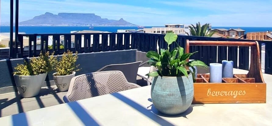 House in Bothasig, Cape Town, South Africa 2 - 15496707