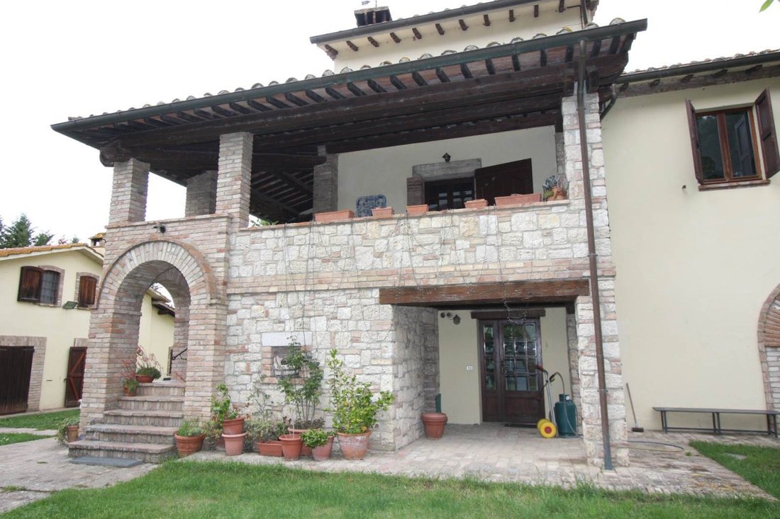 Castiglione del Lago, Umbria, Italy 1 - 15499259