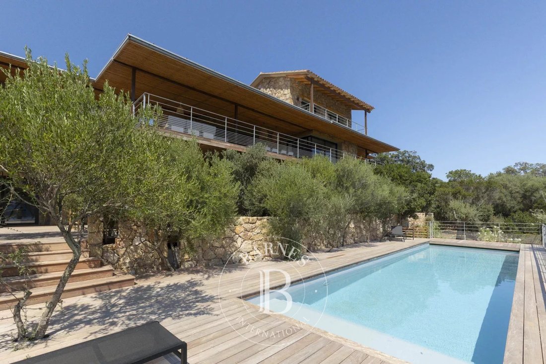 Villa in Zonza, Corsica, France 1 - 14766373