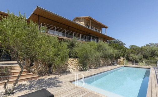Villa in Zonza, Corsica, France 1