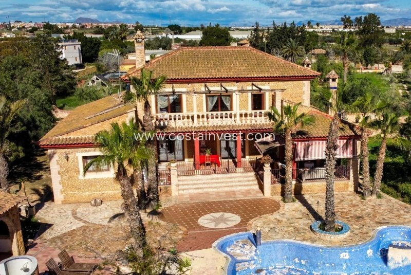 Finca in Los Montesinos, Valencian Community, Spain 1 - 15497608