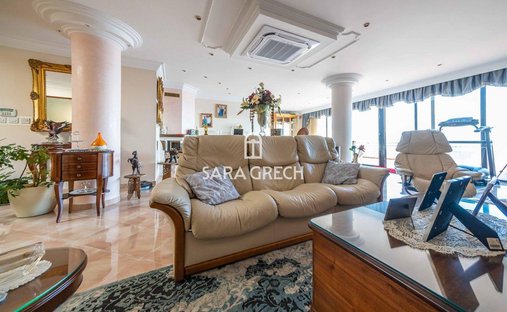 Penthouse in San Ġiljan, Malta 1