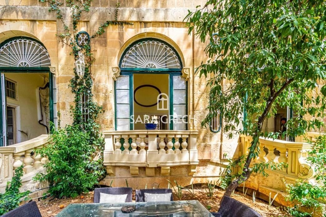 Estate in Haz-Zebbug, Malta 1 - 14312235