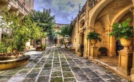 Estate in Qormi, Malta 1