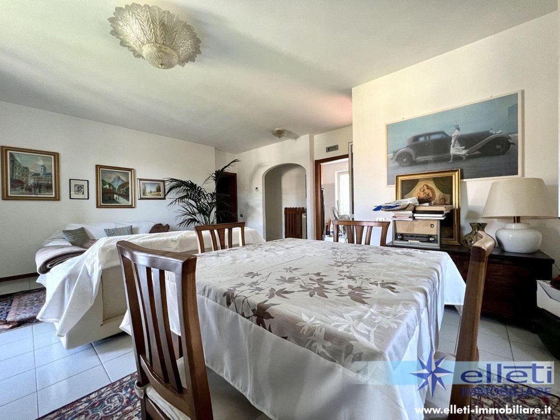 Apartment in Marina di Massa Centro, Massa, Italy 3 - 15498385