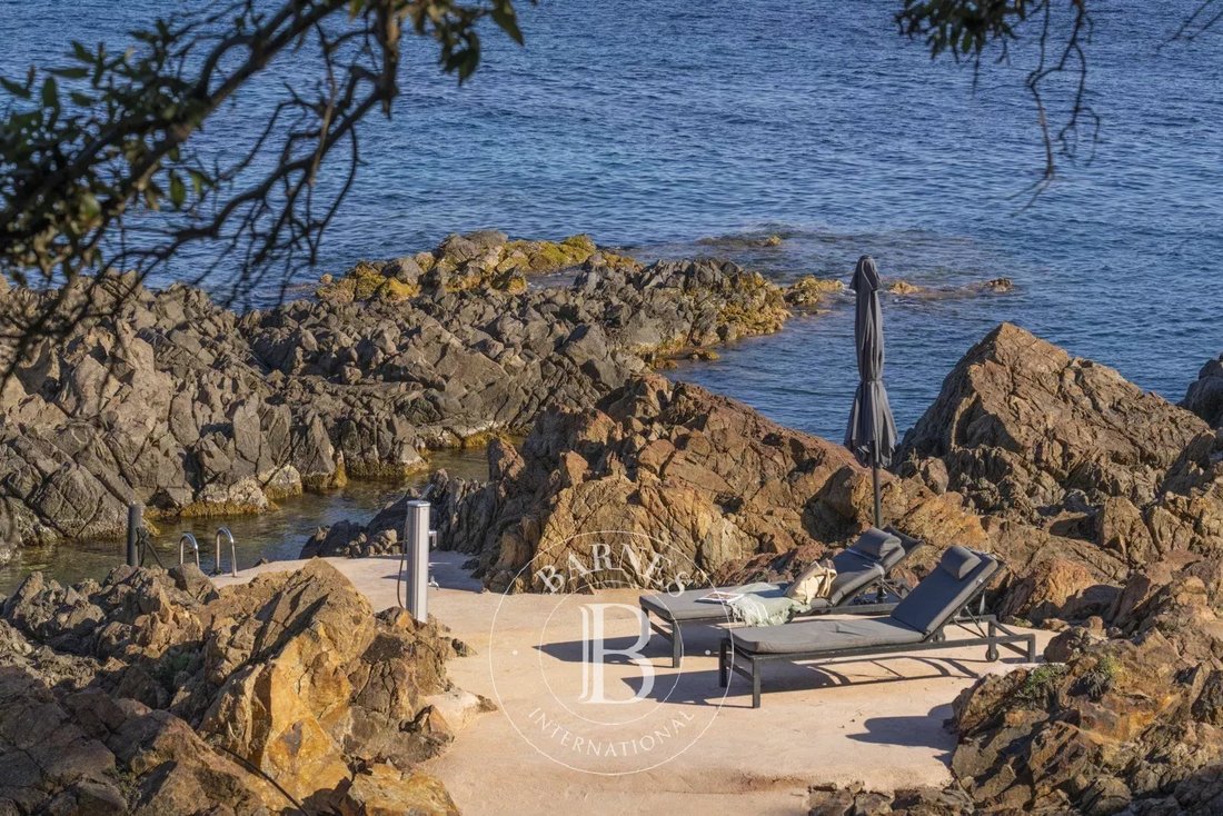 Villa in Sari-Solenzara, Corsica, France 3 - 12953627