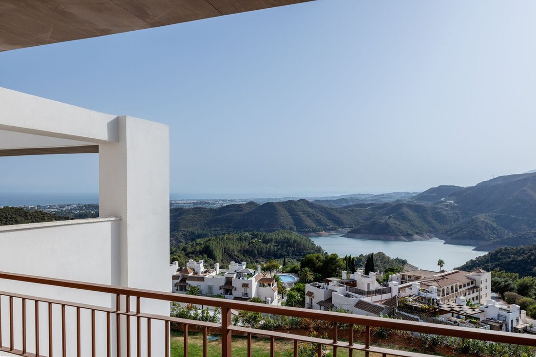 House in Puerto Banus, Marbella, Spain 1 - 13677638
