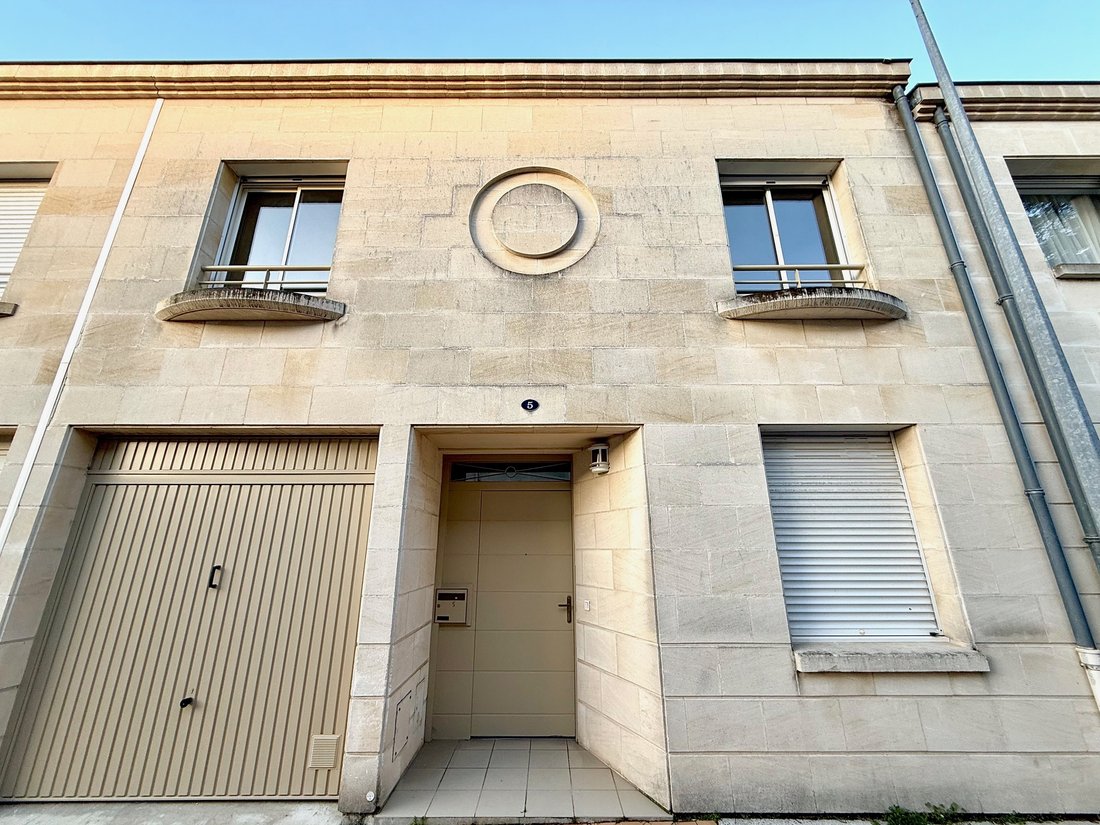 House in Le Lac-Bacalan, Bordeaux, France 1 - 15497392