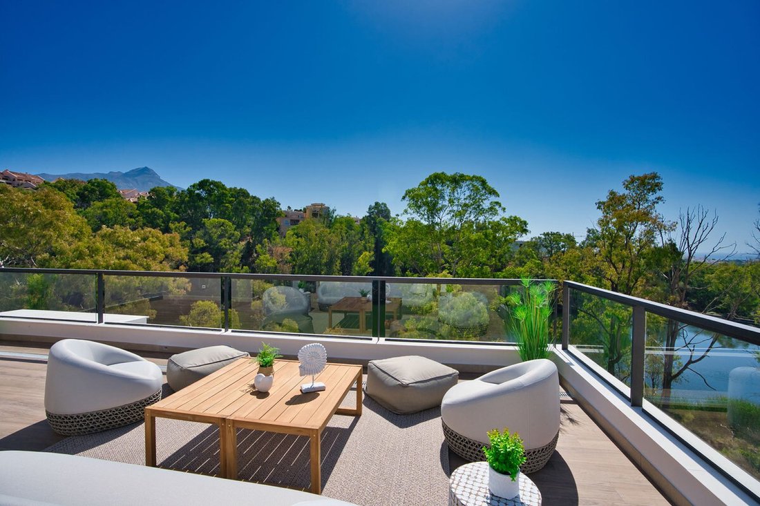 Penthouse in Puerto Banus, Marbella, Spain 5 - 13677657