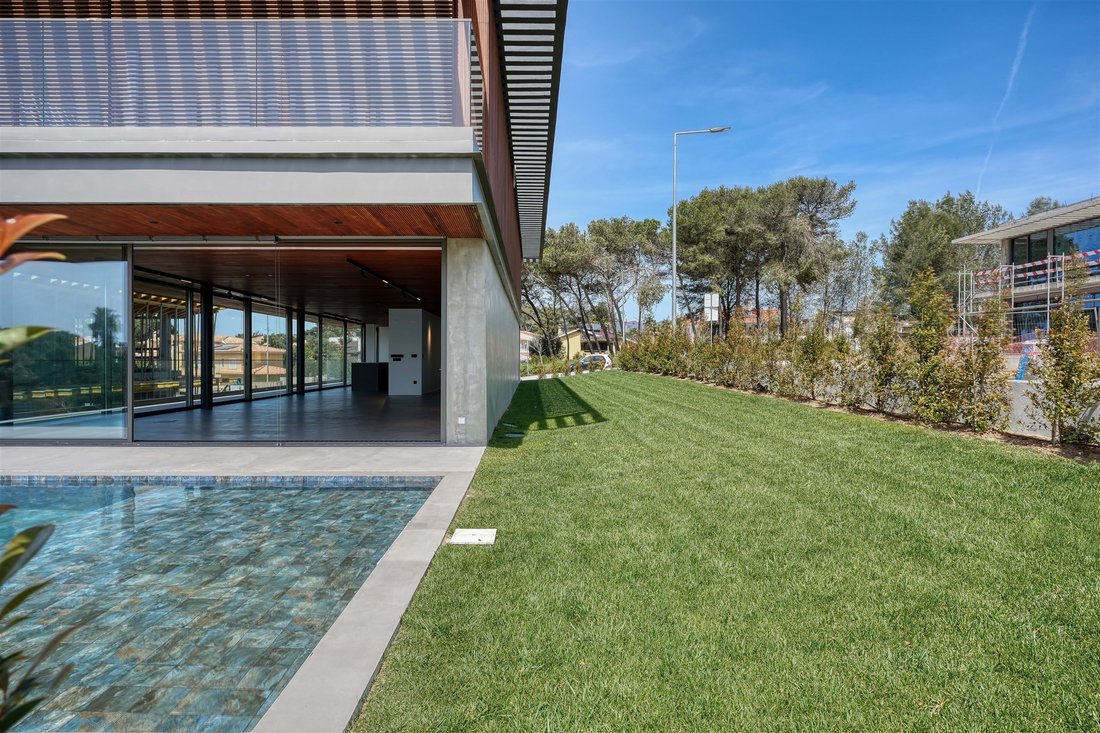 House in Cascais e Estoril, Lisbon, Portugal 1 - 15498751