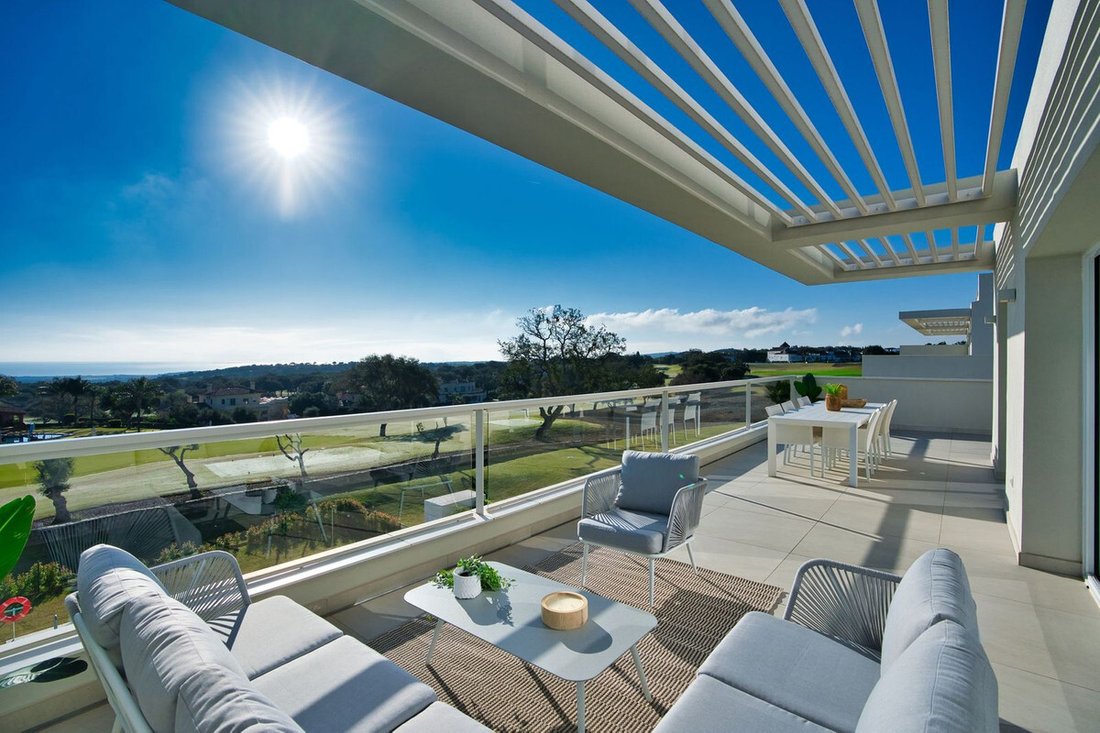 Penthouse in Sotogrande, San Roque, Andalusia 2 - 13677659