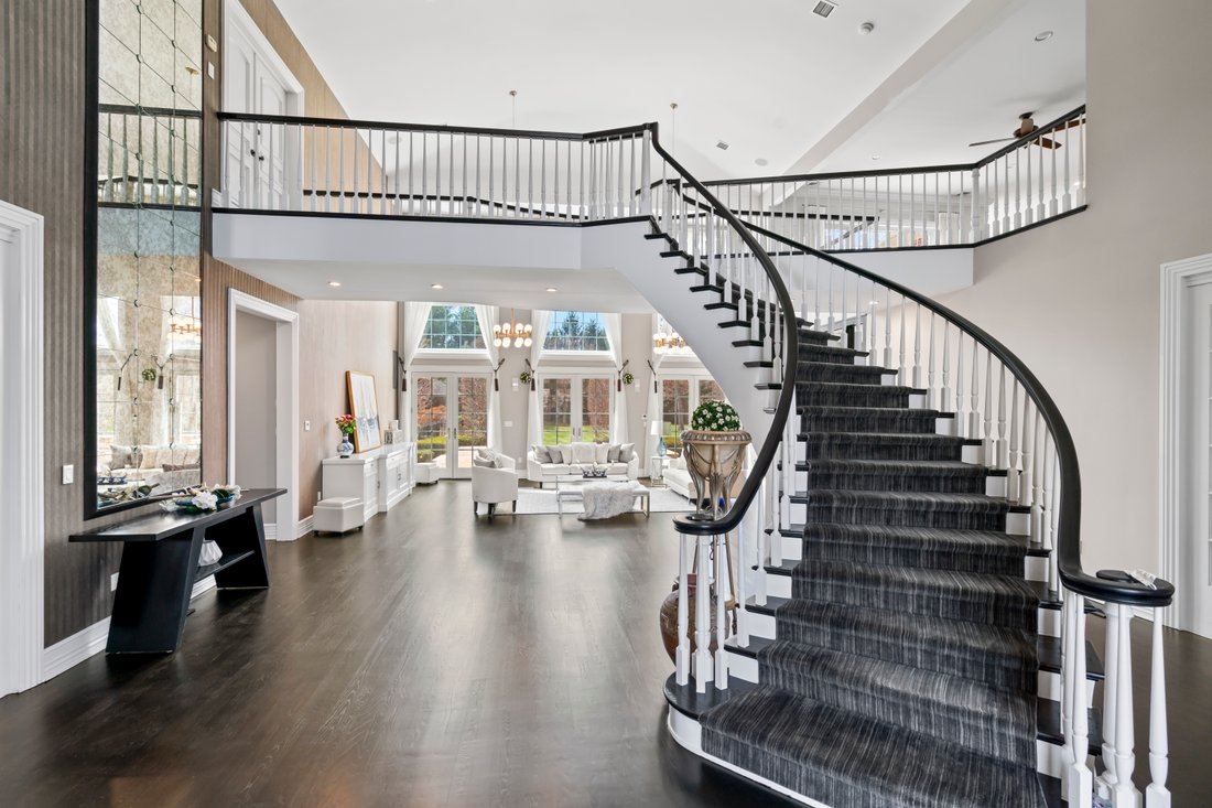 House in Port Washington, New York, United States 5 - 15496339