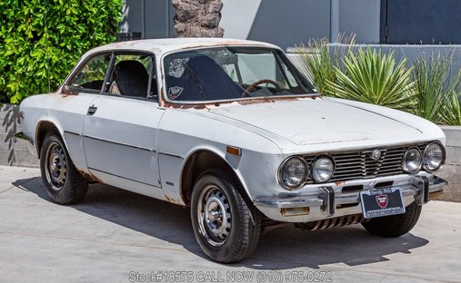 Alfa Romeo GTV 2000 in Los angeles, ca 1