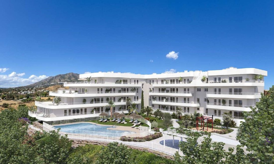 Penthouse in Fuengirola, Andalusia, Spain 4 - 13549674