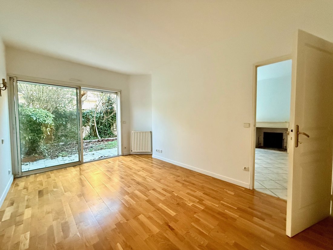House in Le Lac-Bacalan, Bordeaux, France 2 - 15497392