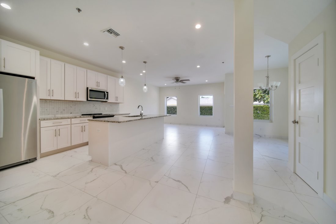 Condo in West Bay, West Bay, Cayman Islands 1 - 15496468