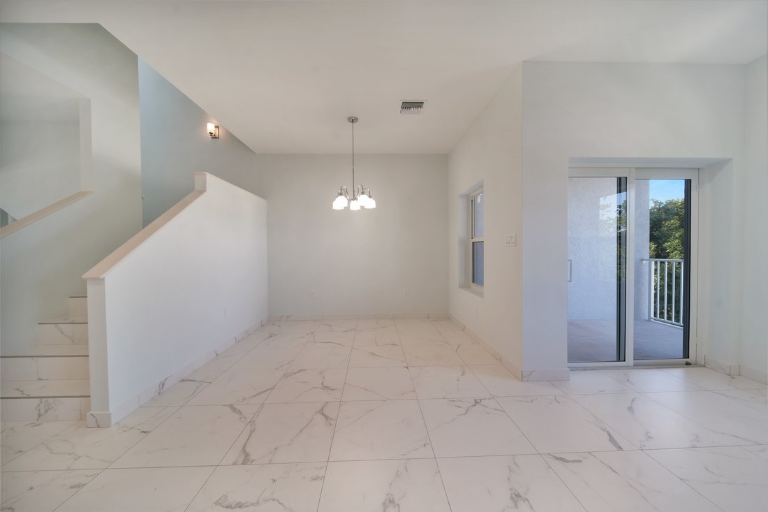 Condo in West Bay, West Bay, Cayman Islands 4 - 15500126