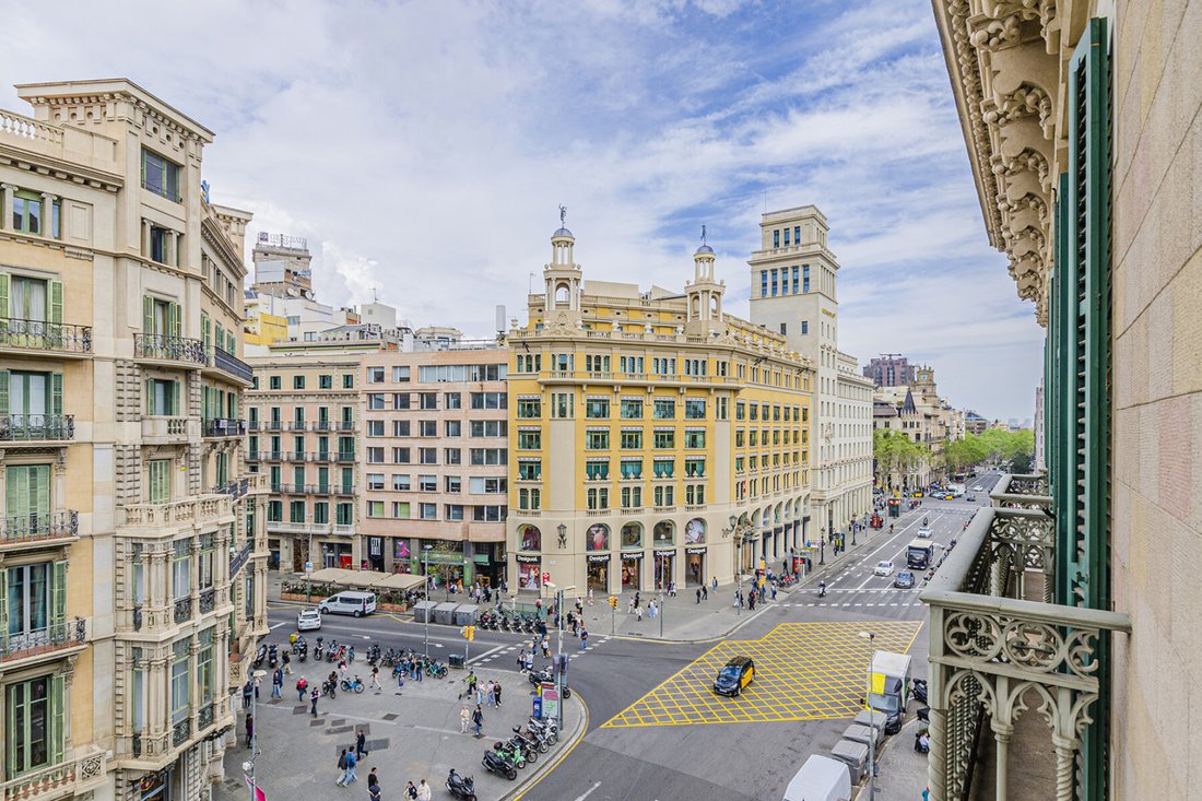 Apartment in Eixample, Barcelona, Spain 4 - 15501013