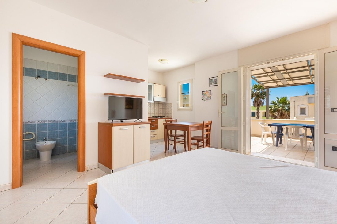 Apartamento en Salve, Apulia, Italia 4 - 15115502
