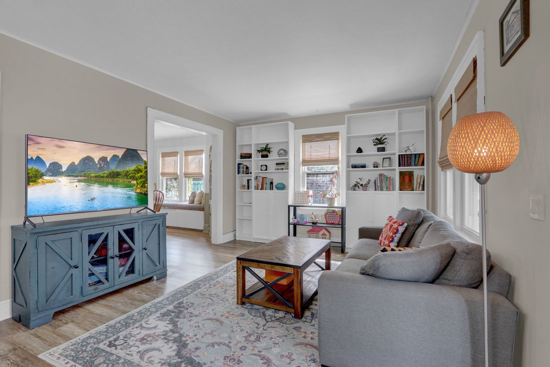 House in North New Hyde Park, New York, United States 5 - 15501259