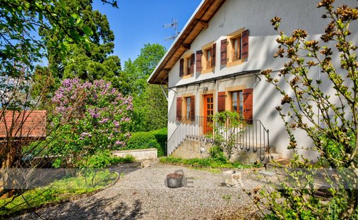 Haus in Collonges-sous-Salève, Auvergne-Rhone-Alpen, Frankreich 1