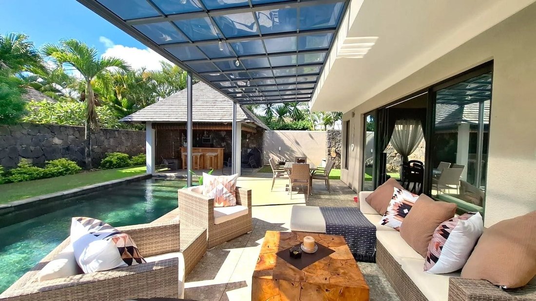 Villa in Grand Baie, Rivière du Rempart District, Mauritius 1 - 15504490