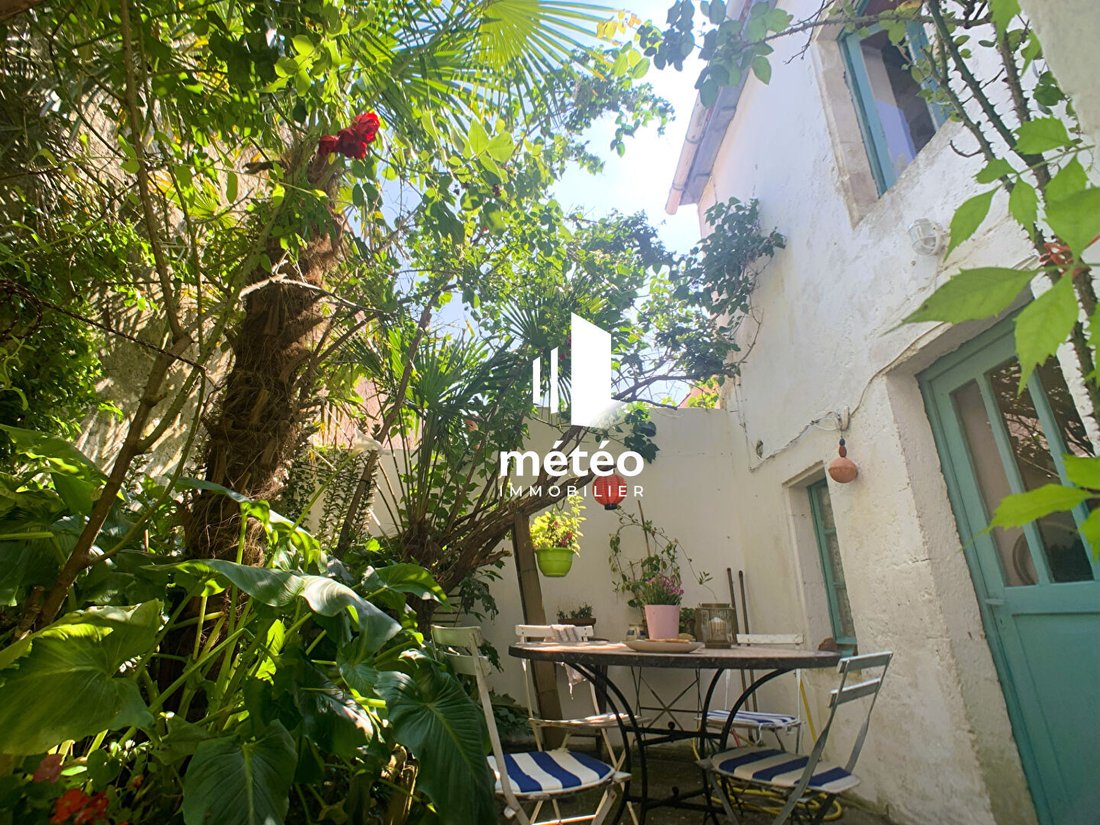 House in Saint-Clement-des-Baleines, Nouvelle-Aquitaine, France 1 - 15502695