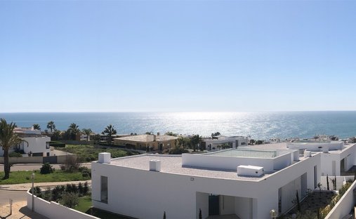 Land in Praia De Porto Mós, Sao Goncalo de Lagos, Algarve 1