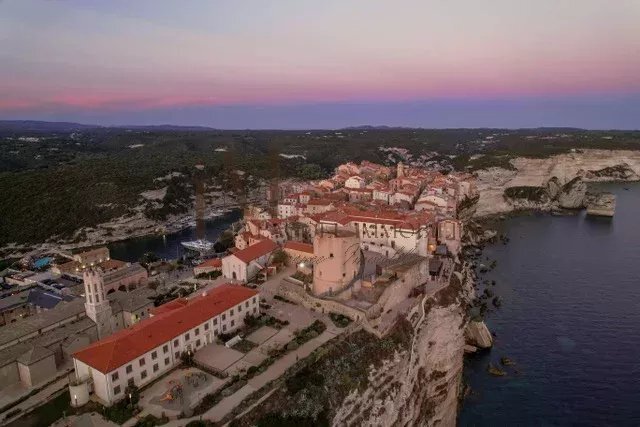 Villa in Bonifacio / Bunifaziu, Corsica, France 1 - 15501132