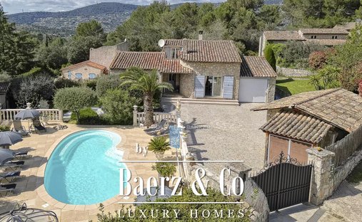 Villa in Ouest, Peymeinade, France 1