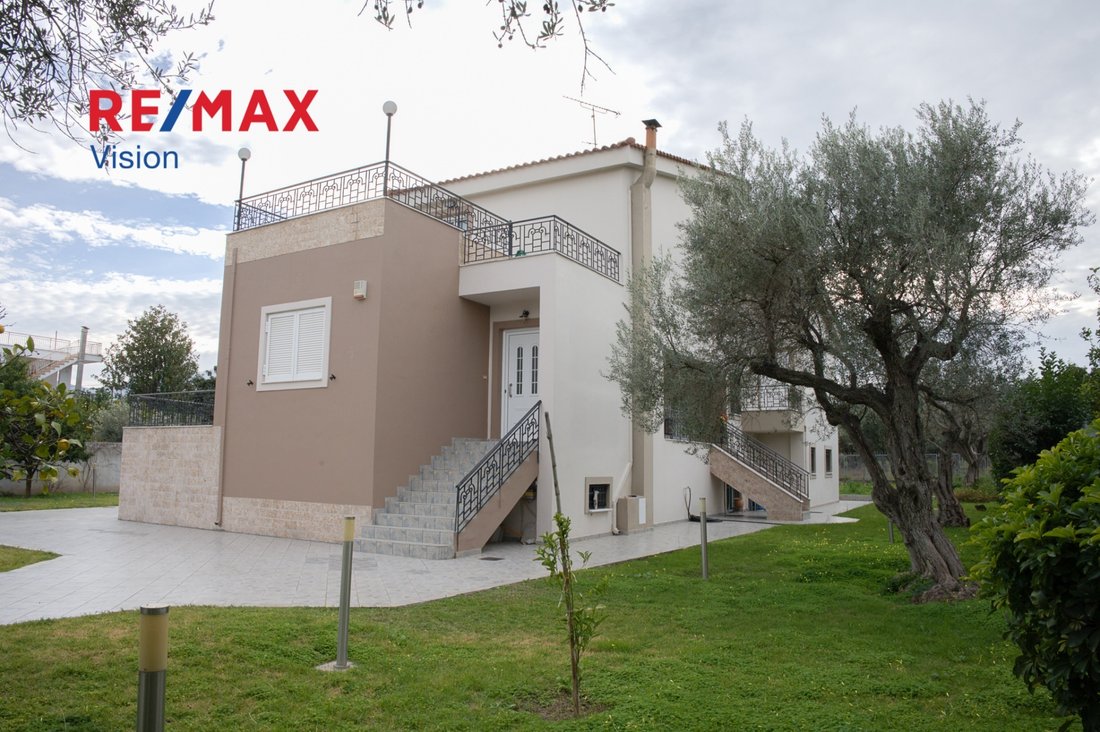 House in Rododaphnis, Aigio, Peloponnese, Western Greece and the Ionian 1 - 15504811