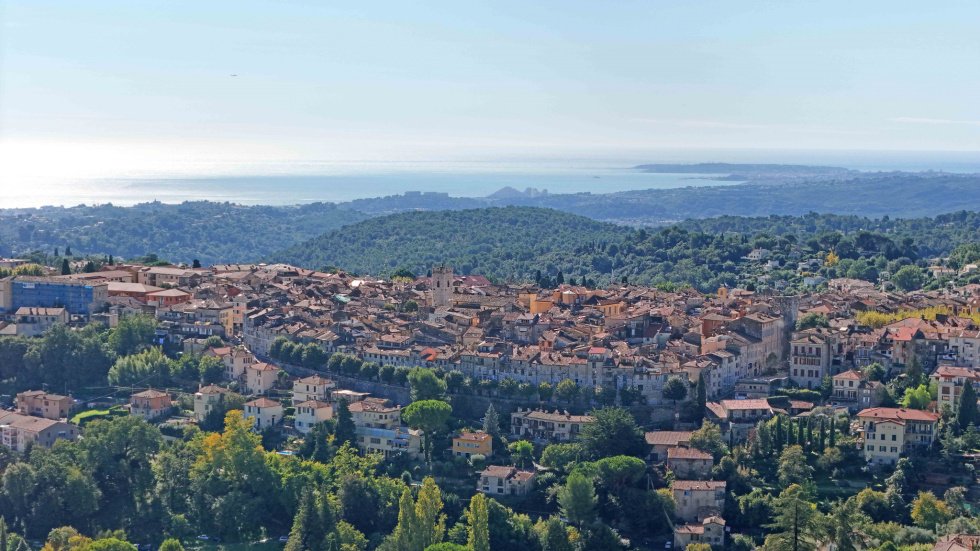Land in Plan de Noves, Vence, France 1 - 15503804