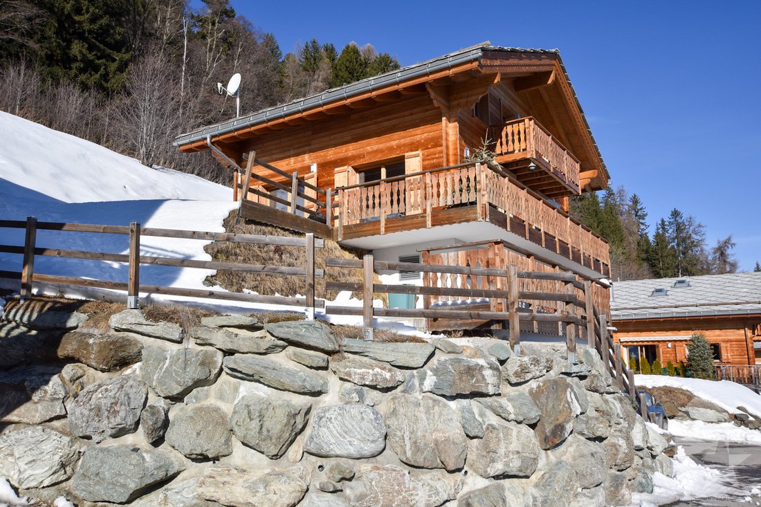 Chalet in Vex, Valais, Switzerland 2 - 12605551