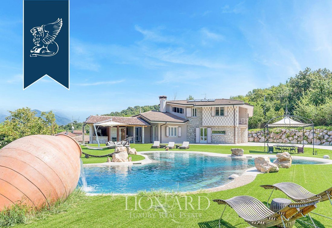 Villa in Gavardo, Lombardy, Italy 3 - 15506252