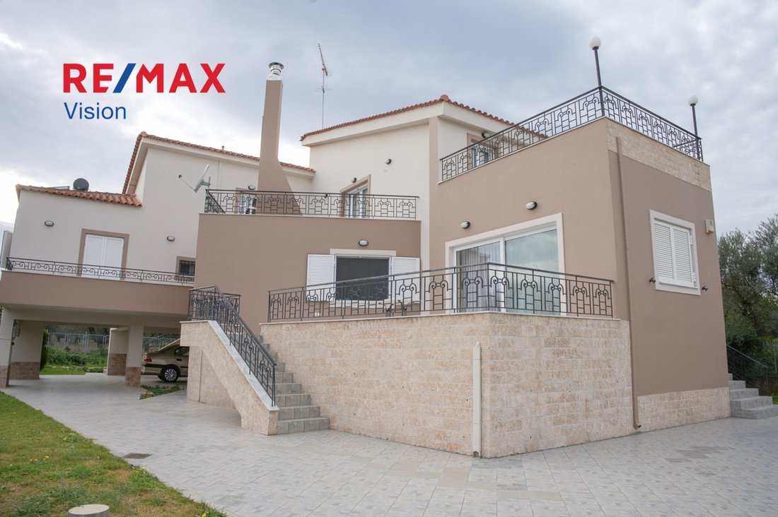 House in Rododaphnis, Aigio, Peloponnese, Western Greece and the Ionian 3 - 15504811