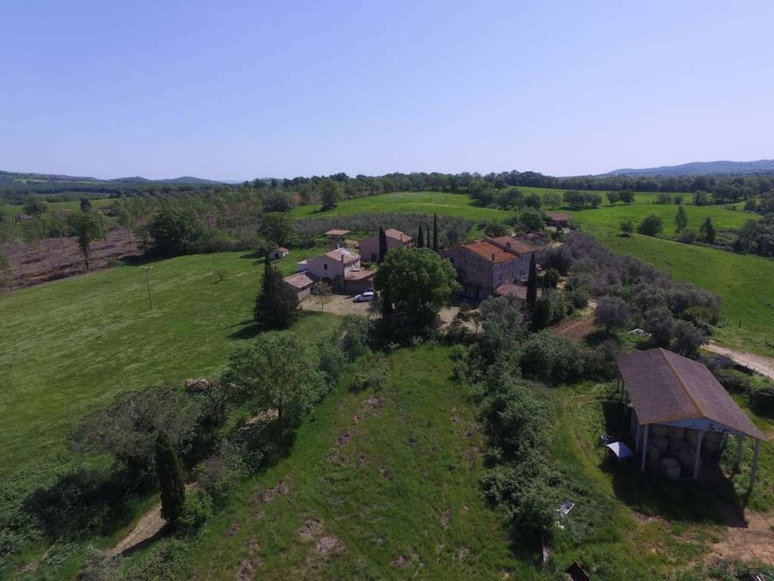 Farm Ranch in Manciano, Tuscany, Italy 4 - 15505125