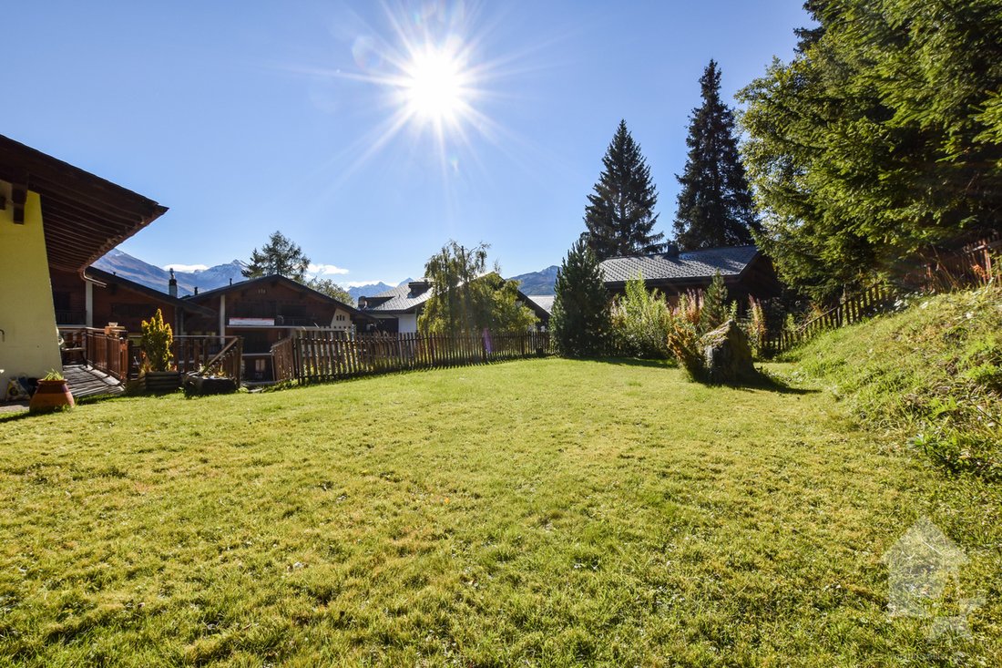 Chalet in Vex, Valais, Switzerland 3 - 11657675