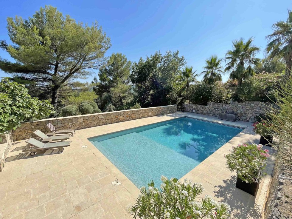 Villa in Tourrettes-sur-Loup, Provence-Alpes-Côte d'Azur, France 3 - 15503995