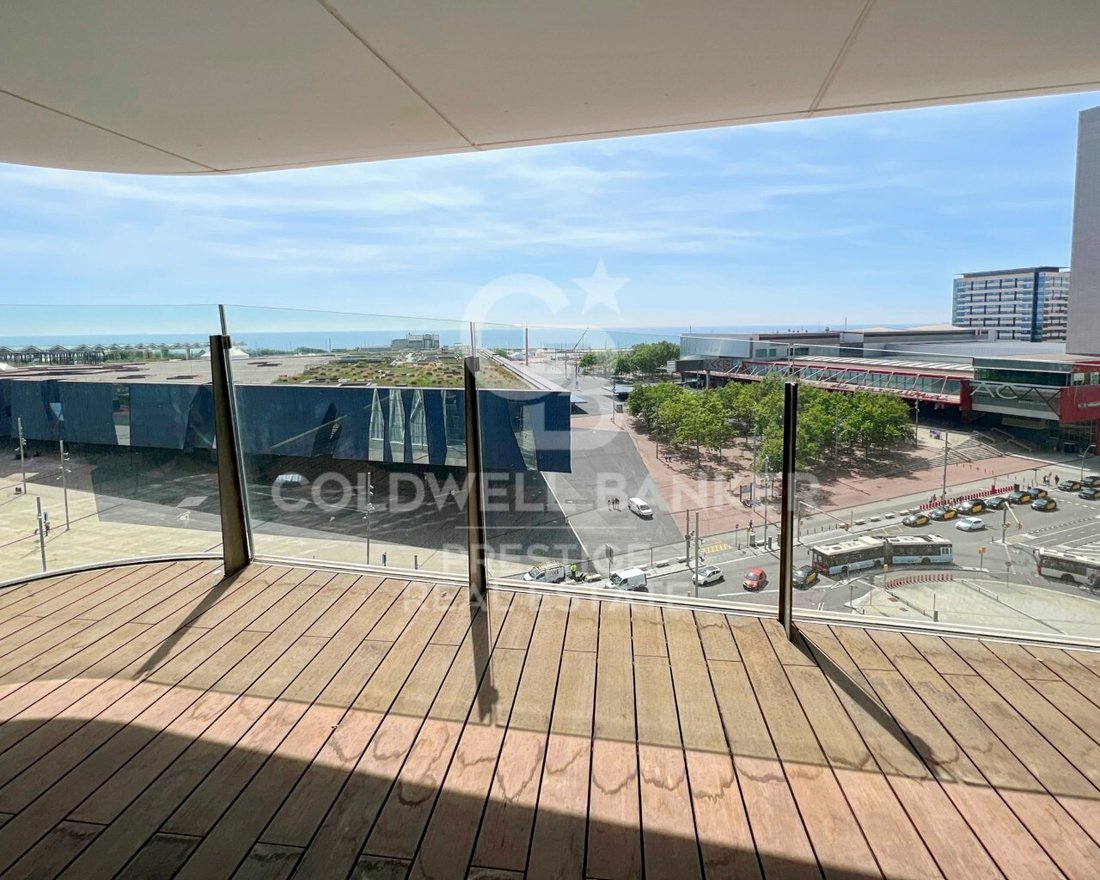 Apartment in Sant Martí, Barcelona, Spain 5 - 12817472