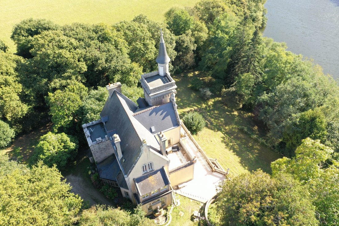 Stang Al Lin: A Breton Crown Over the Sapphire Sea - 5