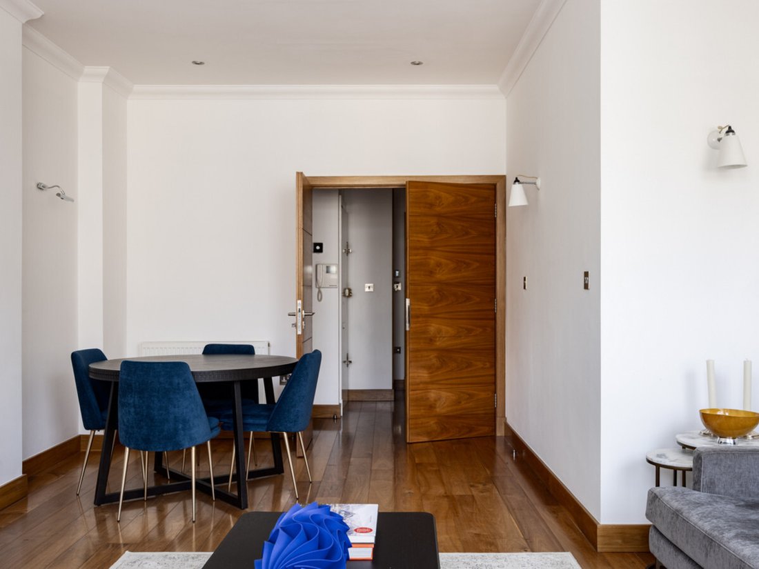 Apartment in Campden Hill, Kensington And Chelsea, England 3 - 15501563