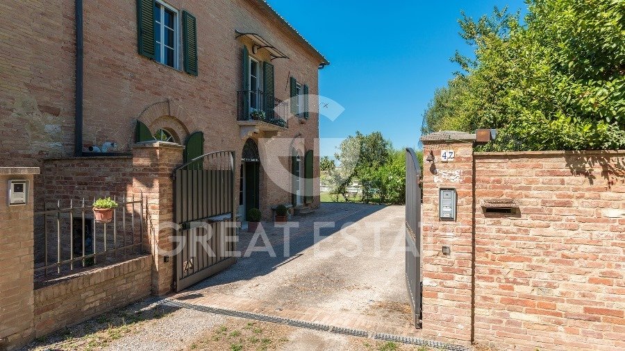 Estate in Siena, Tuscany, Italy 4 - 15505340