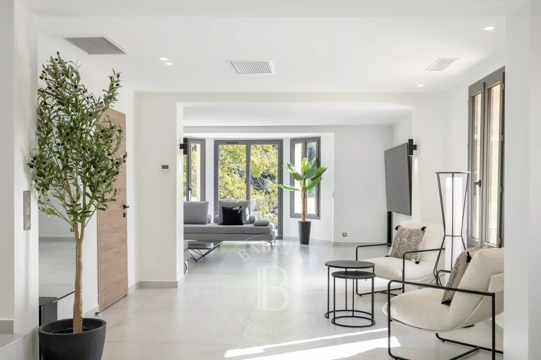 Villa in Cannes, Provence-Alpes-Côte d'Azur, France 3 - 15501773