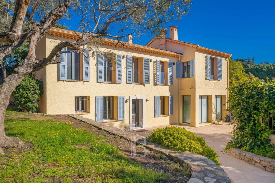 Villa in Cannes, Provence-Alpes-Côte d'Azur, France 1 - 15501773